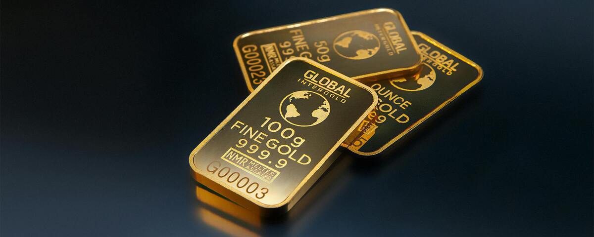 Gold Prices Soar Amid Economic Uncertainty, But a Downturn Looms