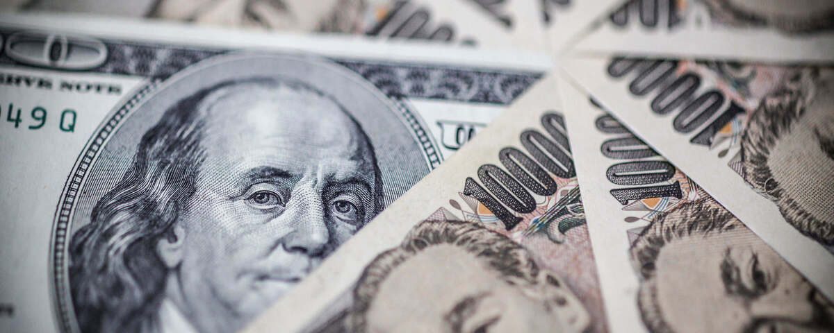 Asia FX Steady, Dollar Retreats from 4-½-Month High Amid Persistent Rate Uncertainty